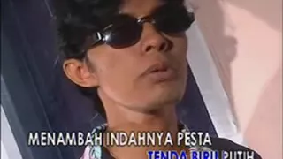 boy shandy tirai sulam emas melayu