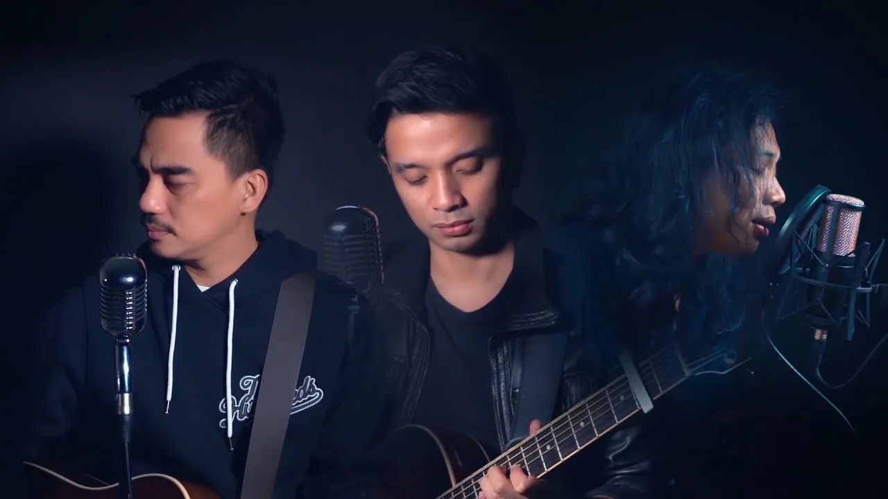 Dia Atau Diriku | UNGU - EndaOncy ft. Felix (cover) Dia Atau Diriku | UNGU - EndaOncy ft. Felix (cover)