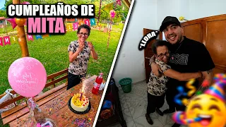 Así celebramos el cumple de mi mamá ( le gustó el regalo que le di) 