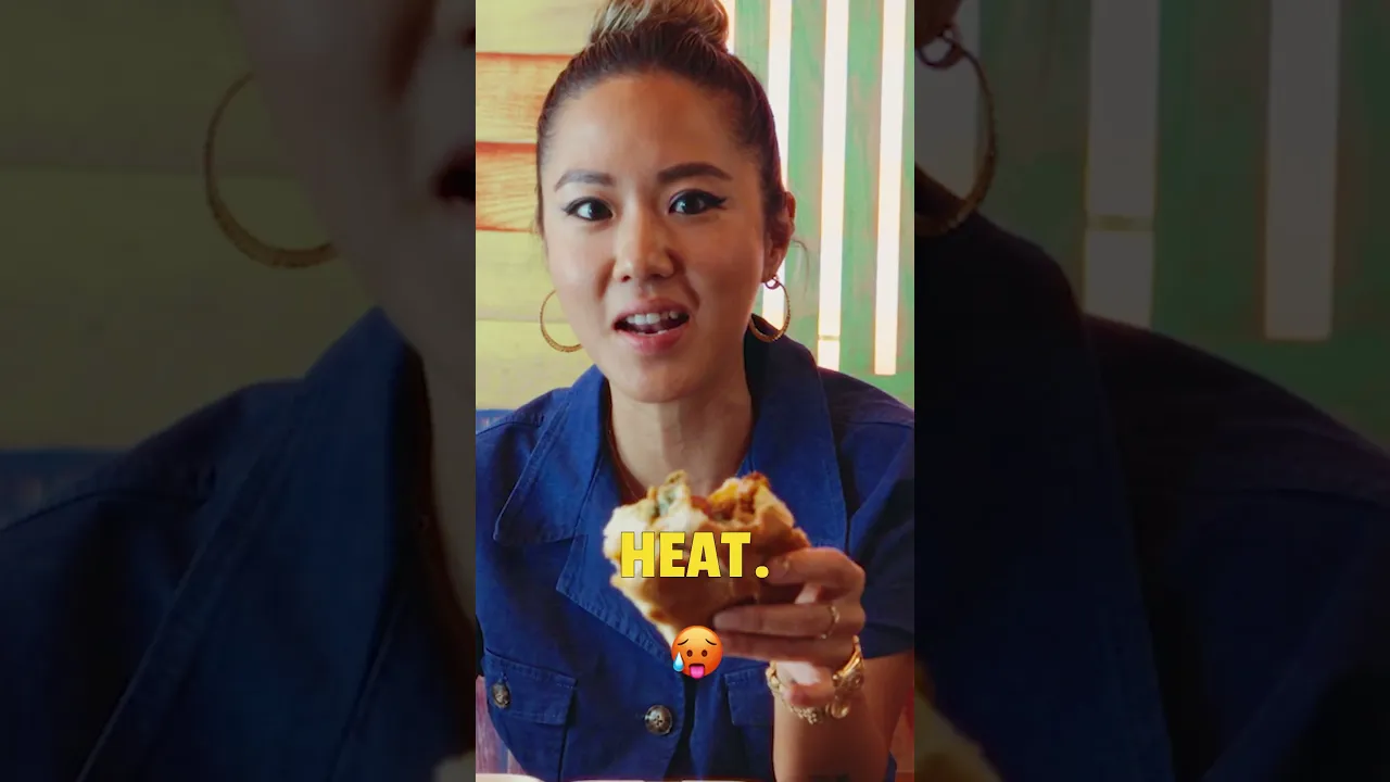 Esther Choi tries the SPICIEST chicken sandwiches in NYC 