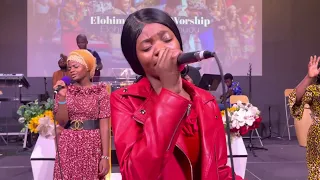 MBINGUNI KUNA WENYE UHAI WORSHIP TEAM 