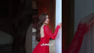 مش باصة ليمني ولا شمالي انا دايما باصة البعدين انا ري الىدرشاش الالي هيفاء ال 