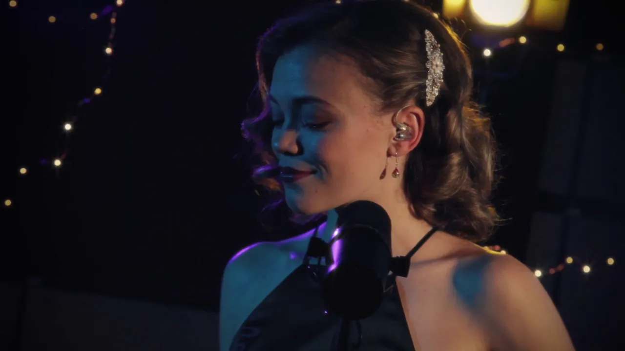Natalie King - Cheek to Cheek - Live In Session 2019 Natalie King - Cheek to Cheek - Live In Session 2019