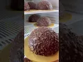 Packing of Rocher Cake