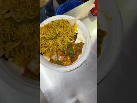 Half Fried Day 951: Party orders at Mayur Vihar Branch 😍