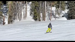BACK TO BACK SNOWBOARDING AT BADGER PASS