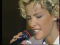Ophelie Winter - Shame on U - Faites comme chez vous