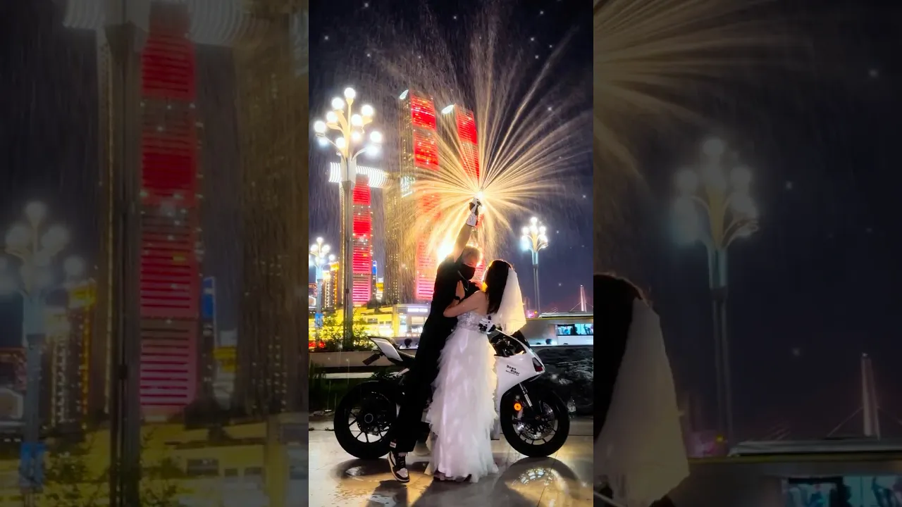 Romantic Splash Transition effect