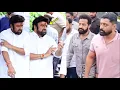 Download Lagu Balakrishna's schokkende reactie na het zien van Jr NTR | Kalyan Ram