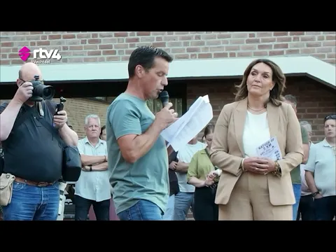 Massale trekkerstocht richting gemeentehuizen Ommen en Dalfsen