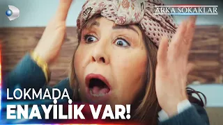 Evde Dua Okuyan Kadınlar Birbirine Girdi! | Arka Sokaklar