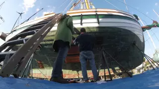 Episode 153 – Copper Sheeting the Bottom of a Wood Boat – Life on a Sailboat SVLOG Day 58