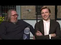 Lagu Hilarisch interview met Gary Oldman en SLOW HORSES-collega Jack Lowden