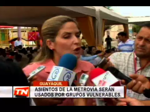 Asientos de la metrovía serán usados por grupos vulnerables