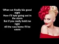 Download Lagu Gwen Stefani - Let It Snow (LYRICS)