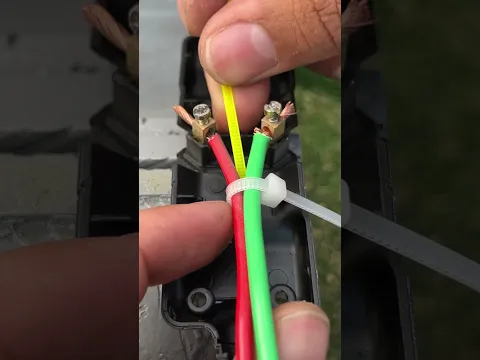 Plugue Quebrou? O Eletricista Alerta Sobre Esse Erro! #ObraSP #EmendaDeFio #SegurançaElétrica