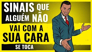 7 Sinais de que uma PESSOA NÃO GOSTA DE VOCÊ