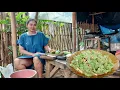 Download Lagu COOKING GREEN BITTER PARE VEGETABLES MIXED WITH TEMPE AND FRIED TOFU