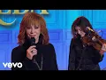 Download Lagu Reba McEntire - Seven Minutes In Heaven (Live From The Today Show)