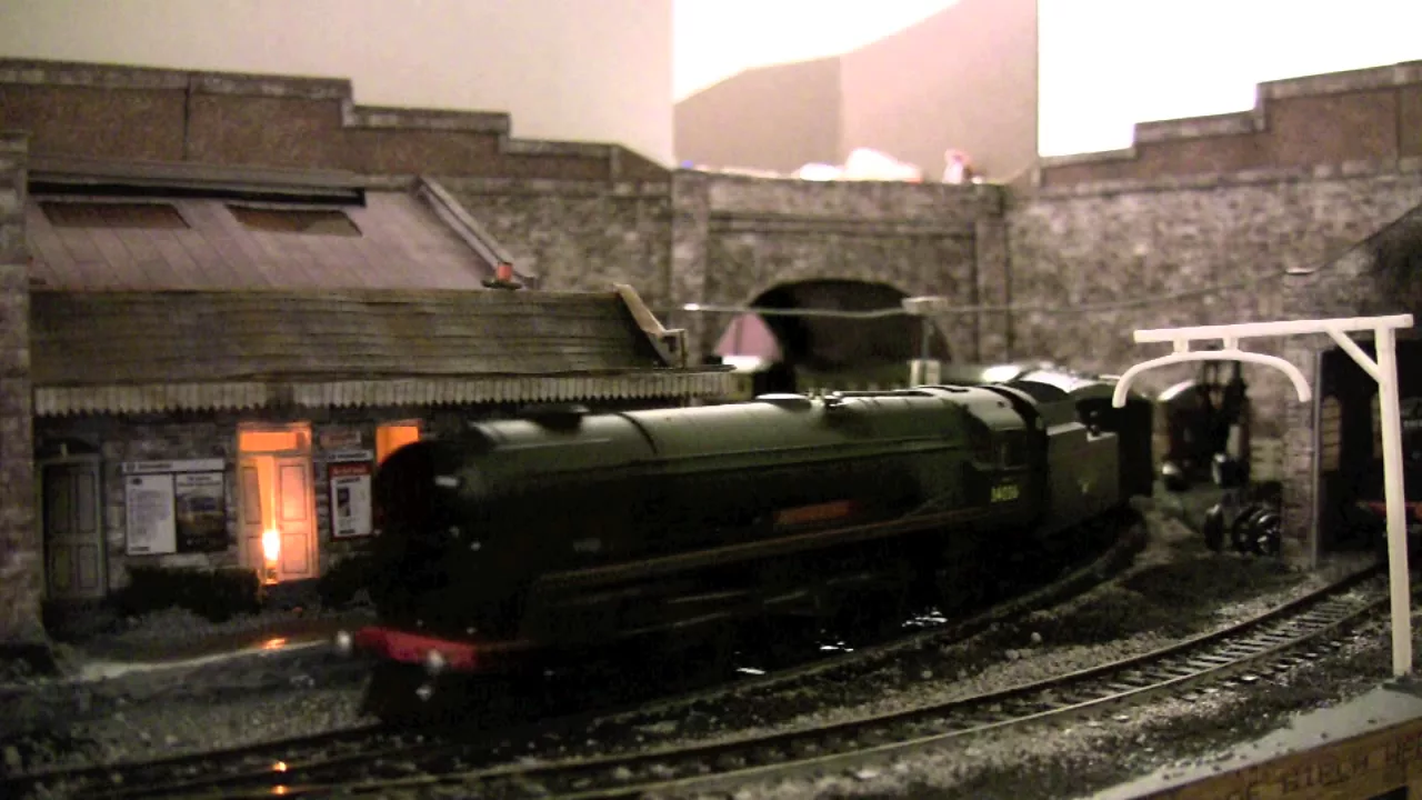 34036 "Westward Ho!" - Rebuilt West Country Class - Hornby