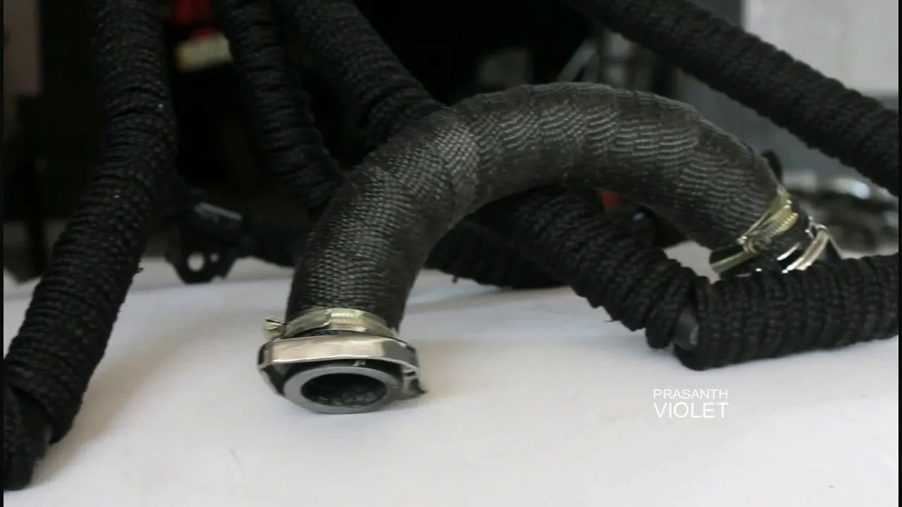 Wrapping Rope On Silencer, Crash guard & Carrier | Yamaha Rx 100
