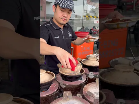 Muslim Friendly Claypot Chicken Rice In Kuala Lumpur