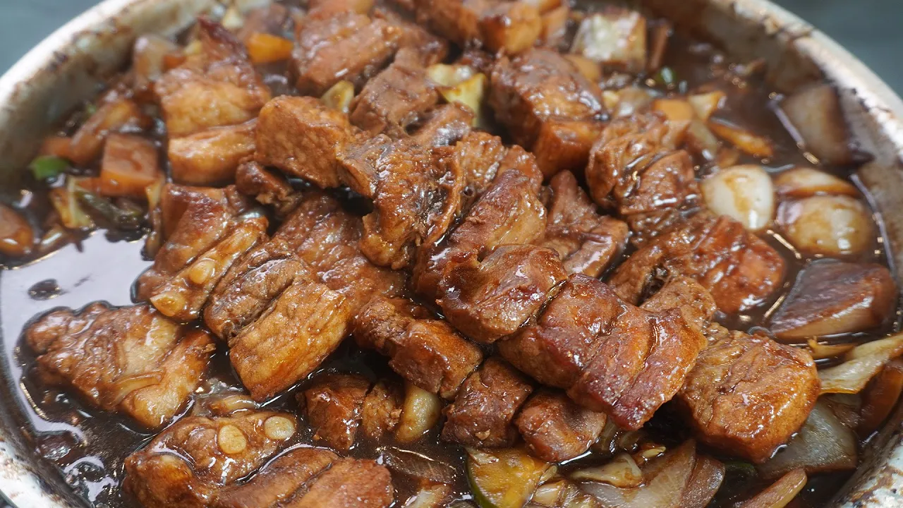 짜장 삼겹살 조림