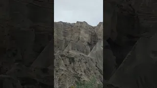 هنا وجدو اثار سفينة نوح وجماجم قوم نوح عليه السلام سبحان الله 