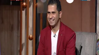 واحد من الناس شخص يمتلك الحاسة السادسة يبهر عمرو الليثي بطريقة قرائته ل الافكار و رصده ل الاحداث 