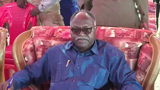 بحضور دقلو ود الهادي إدريس التوقيع على وثيقة وقف العدائيات بين قبيلتي الداجو والرزيقات 2 1 2023 