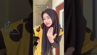 Download hijab berdaster goyang hot spesial drisellaaa MP3
