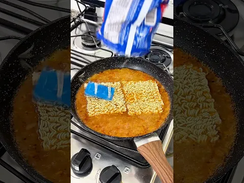 Aquele miojo de alho apimentado 😱 | Jeru e Cheru