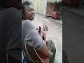 Street guitarist plays Wish You Were Here by Pink Floyd