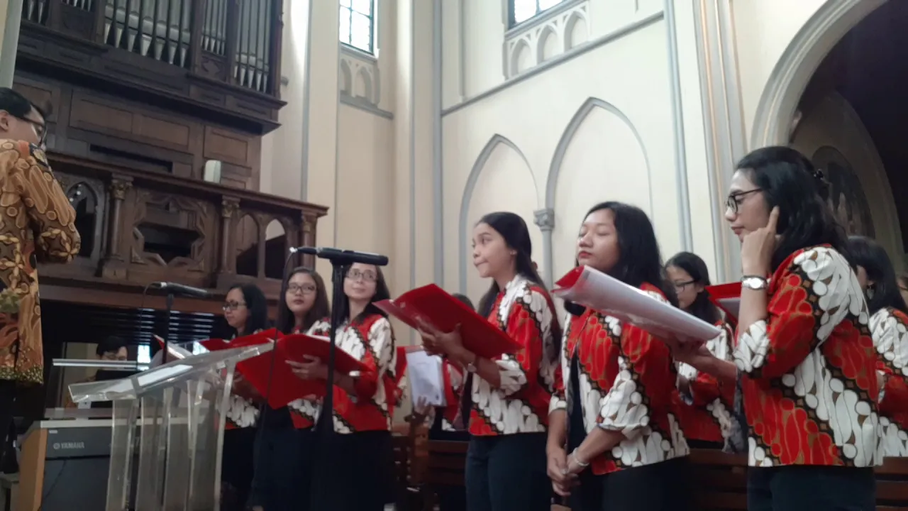 Betapa Indahnya - Candela Choir Betapa Indahnya - Candela Choir