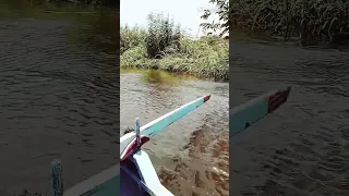 اغنيه تحت الرمش عتاب وحنين على منظر طبيعي وهادي دندنها