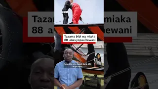 Bibi Wa Miaka 88 Apaa Akiwa Juu Ya Ubawa Wa Ndege 