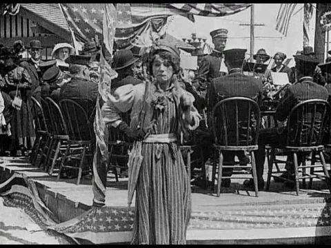 A Busy Day (1914)