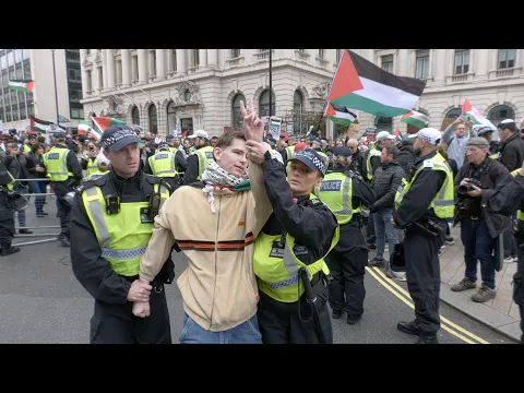 Download MP3 Heated scenes as pro-Palestine protesters FACE OFF with pro-Israel demo in Central London