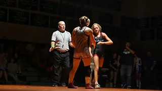 تبادل کشتی دختران نبراسکا مین 