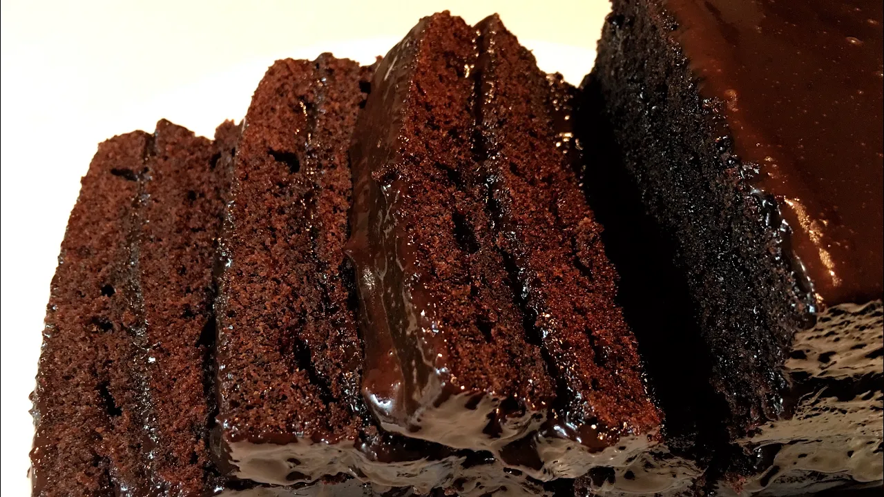 Fudgy Chocolate Brownies Recipe. 