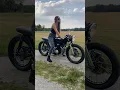 Download Lagu Cafe Racer girl kickstarts a modified Honda CB550F! Sound up!