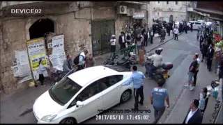 Arrest In Meah Shearim For Attacking Chareidi Soldier 