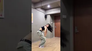 Azul Anshika Pandey Guru Randhawa  Azul Anshika Pandey Guru Randhawa