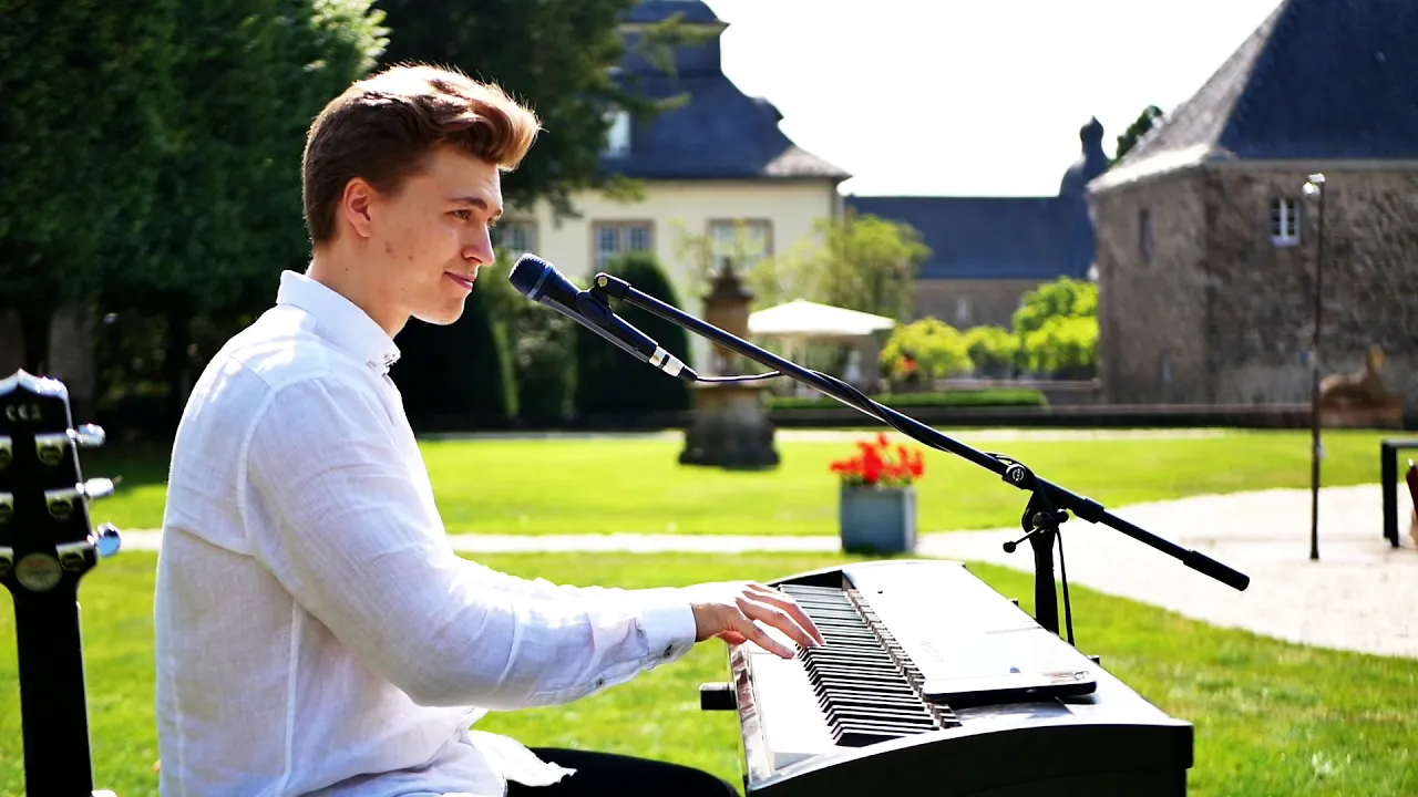 Amazed - Live Wedding Cover by Nico Grund