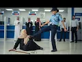 Download Lagu أهانوا العجوز وصفعها المدير.. لم يعلموا أنها والدة أقوى مسؤولة في المدينة!