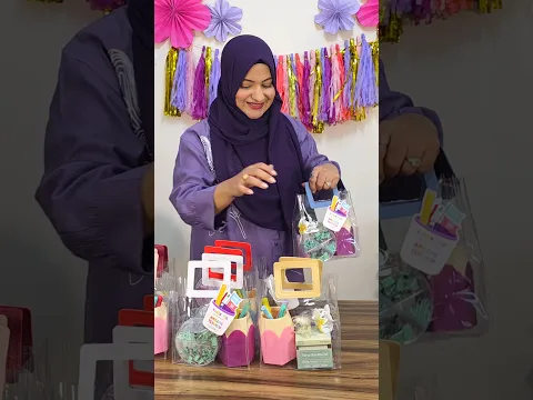 Insu ke teachers ke liye cute sa hamper…