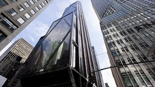 JPMorgan Starts Program to Track Junior Banker Hours