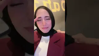 غندوره وعينيها عسليه 