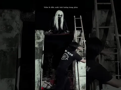 CAN'T GO DOWN.... #funnyscaryvideos #ghostlyadventures #ghostcomedy #horror #horrorcomedy #funny