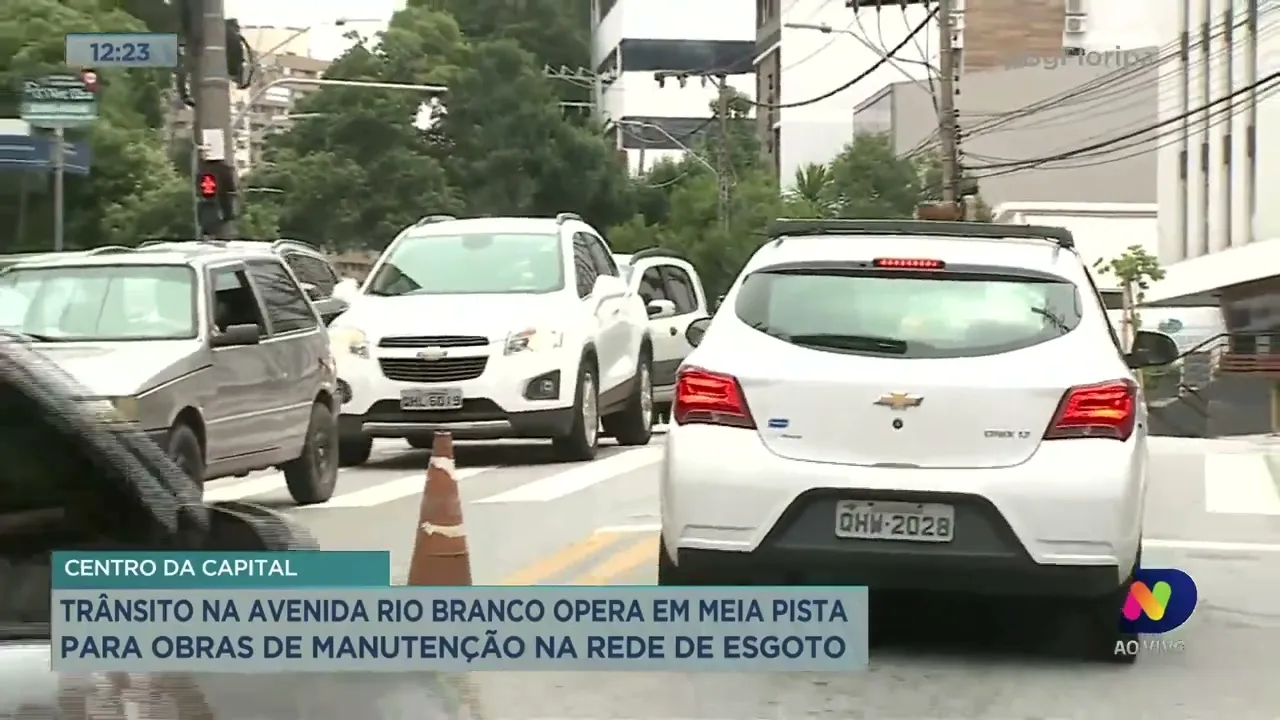 Obras deixam o trânsito da Avenida Rio Branco em meia pista